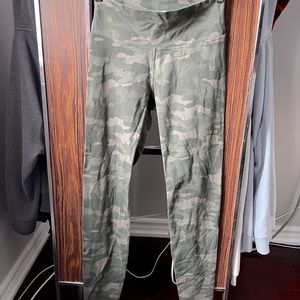 Old Navy Active Leggings